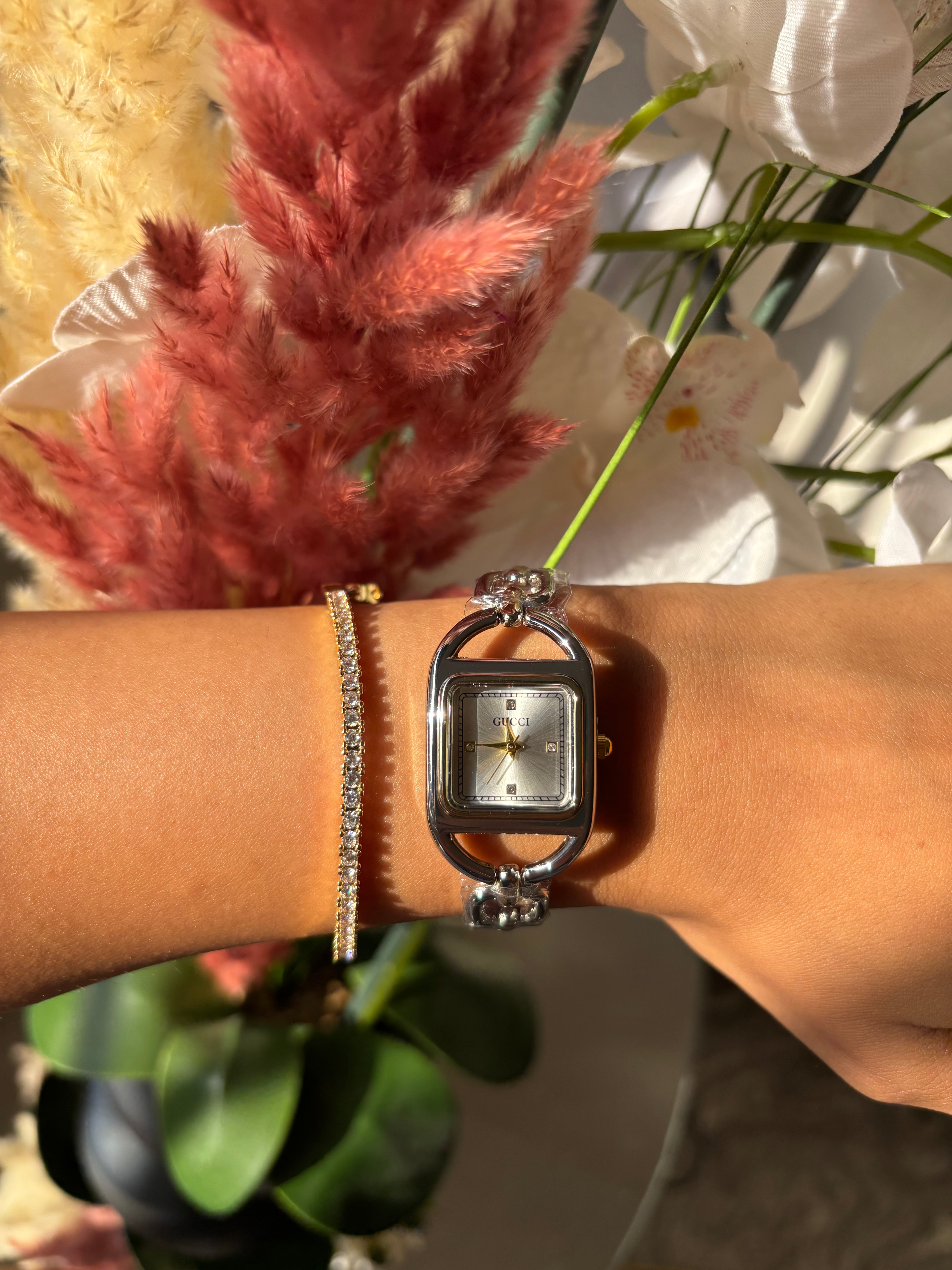 Montre Gucci chaîne argentée
